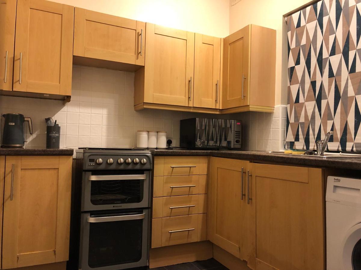 Handsworth Home - 2 Bedroomed Шефилд Екстериор снимка